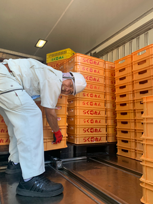 川滝運送　牛乳の配送