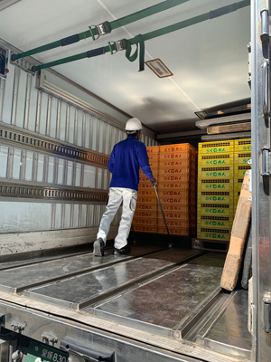 川滝運送　牛乳の配送